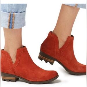 Sorel Women’s Lolla Rust Orange/Red Suede Cut Out Boho Classy Booties Size 10